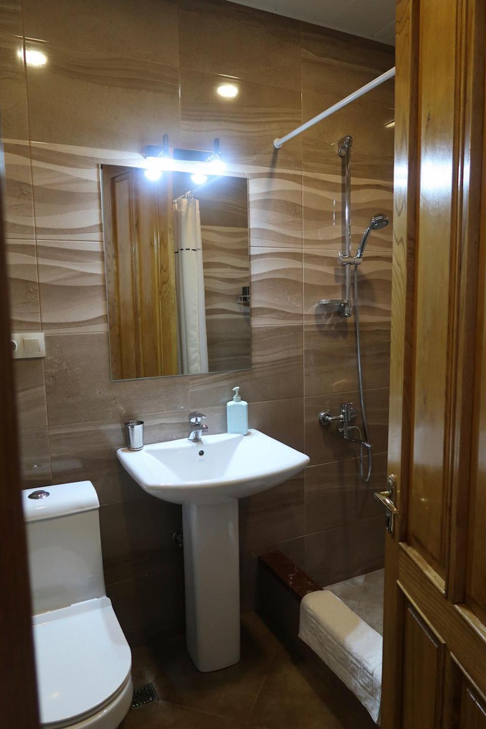 Guest House Merci Tbilisi Exteriör bild